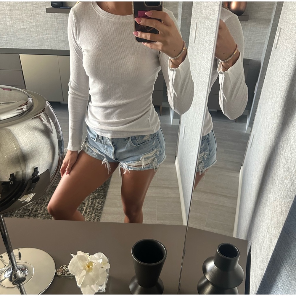 Women's basic ribbed long sleeve t shirt